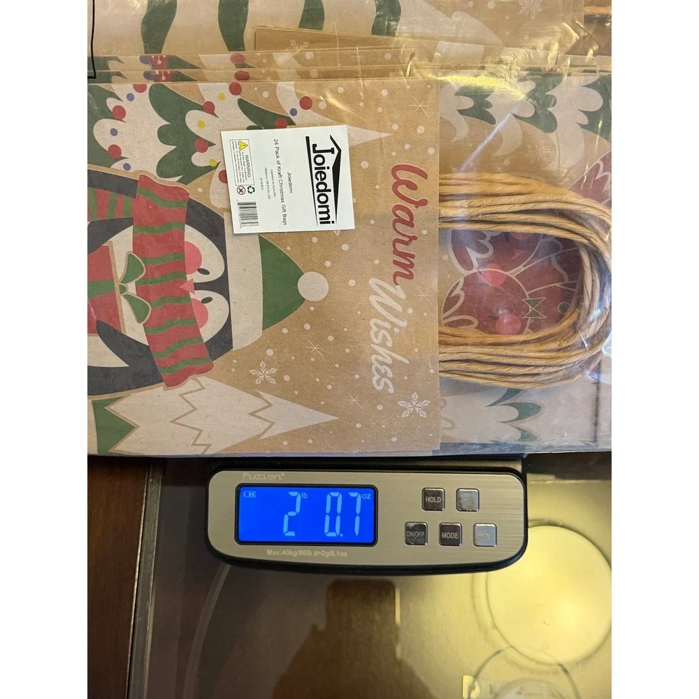 NEW Joiedomi 24 Pack Kraft Christmas Gift Bags Holiday Wrapping Ret $29 Present